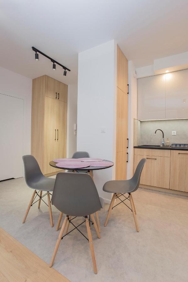 Urban Jungle Apartament Alice Białystok Exteriör bild